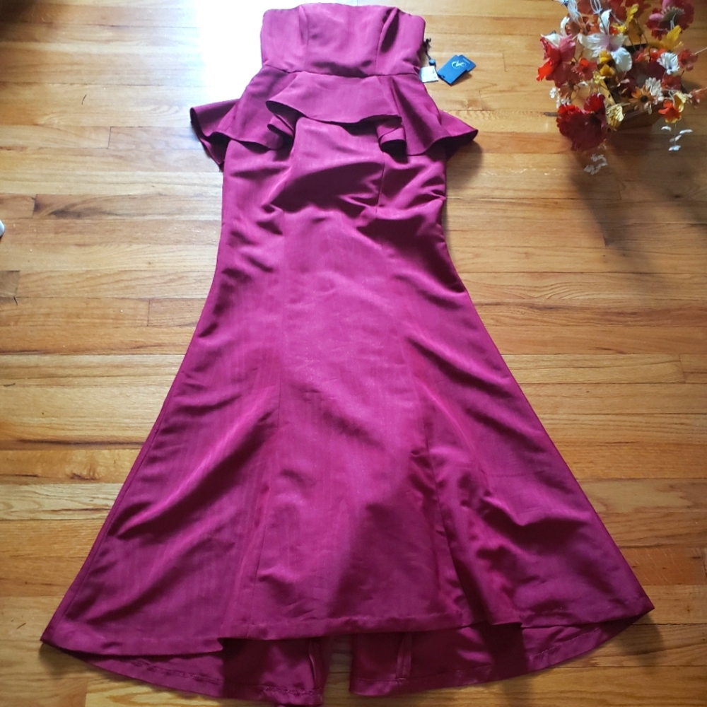 Adrianna Papell Red Strapless Mermaid Peplum Moire Evening Ball Gown Size 2M NWT